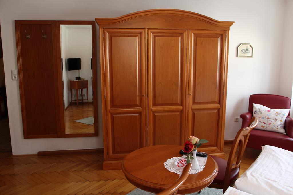 Gasthof Hametner Mit Innviertlerhof Mit Direktem Zugang Zur Therme Mediterrana Durch Unseren Garten! Bad Hall Kültér fotó